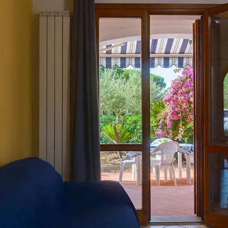 Lacona Con Giardino