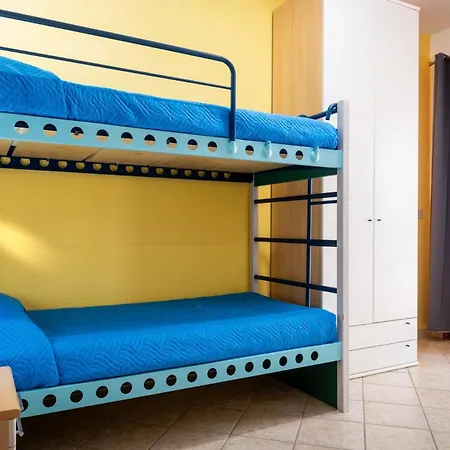 Lacona Con Giardino Appartement